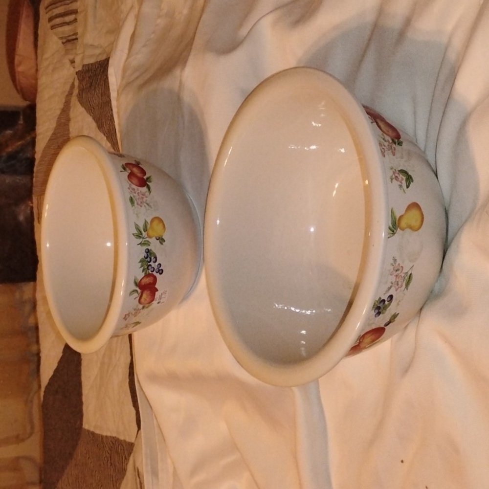 Corelle Chutney Fruit Pattern, Set of 2 Heavy Nesting Mixing Bowls 2 & 3 quart - Picture 1 of 7